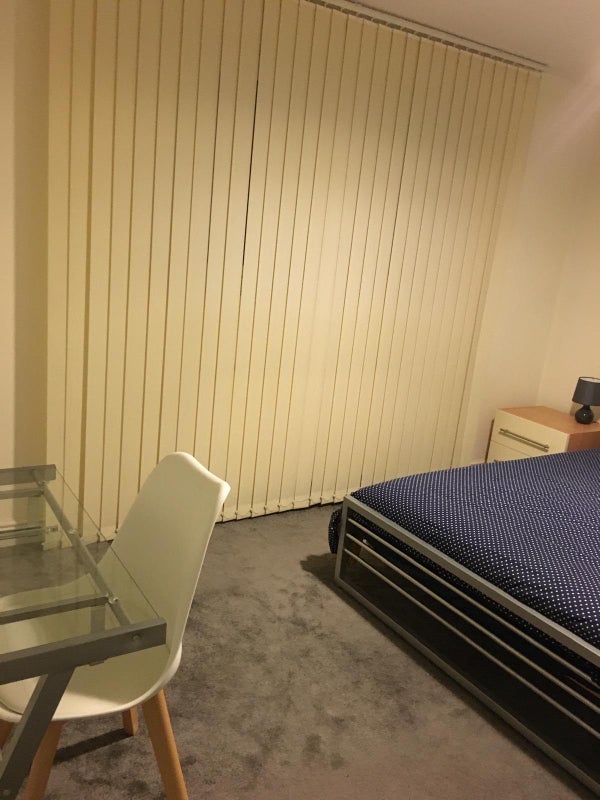 Room Heaton Road in Greater London