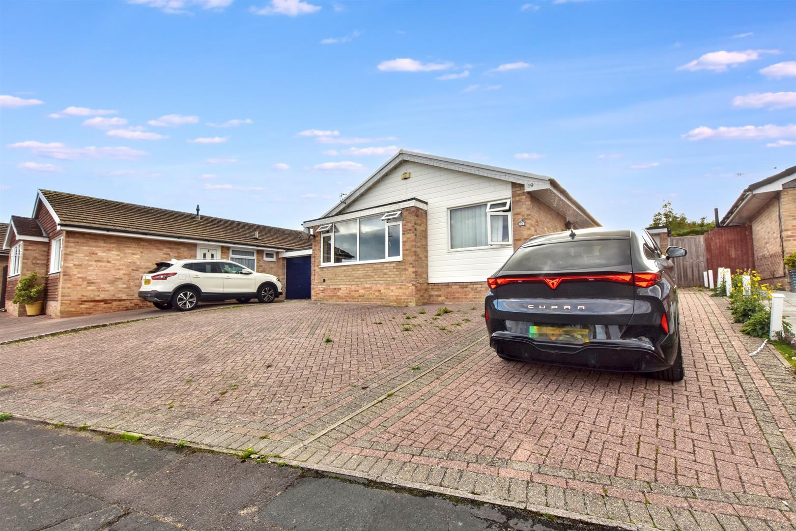 House Cedar Close in Eastbourne
