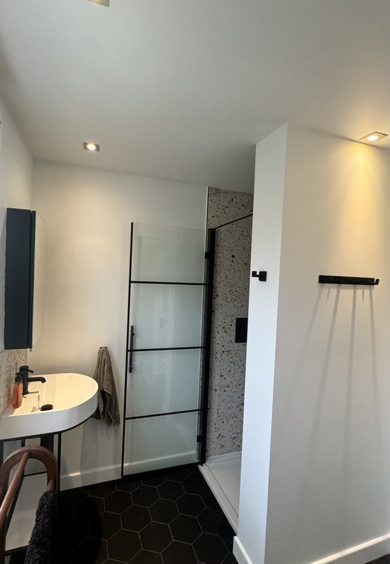 Room Osborne Road in Greater London