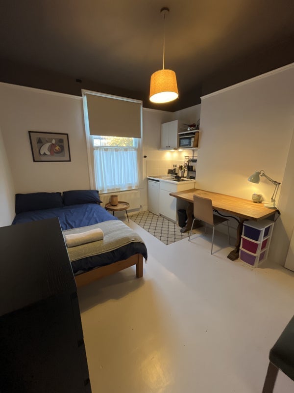 Room Osborne Road in Greater London