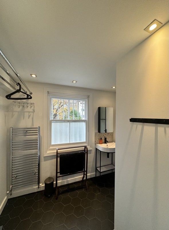 Room Osborne Road in Greater London
