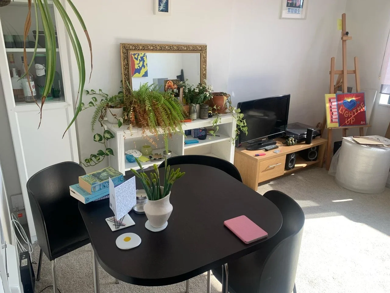 Flat Birchington Road in Greater London