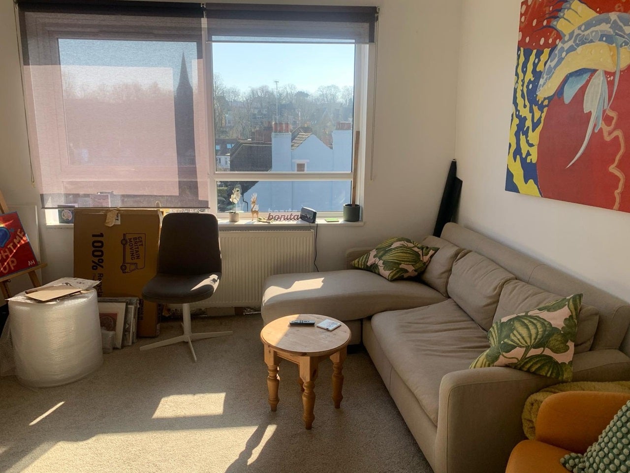 Flat Birchington Road in Greater London