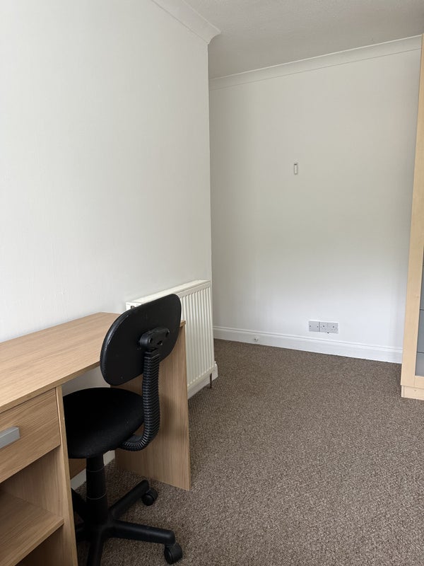 Room Colne Place in Basildon