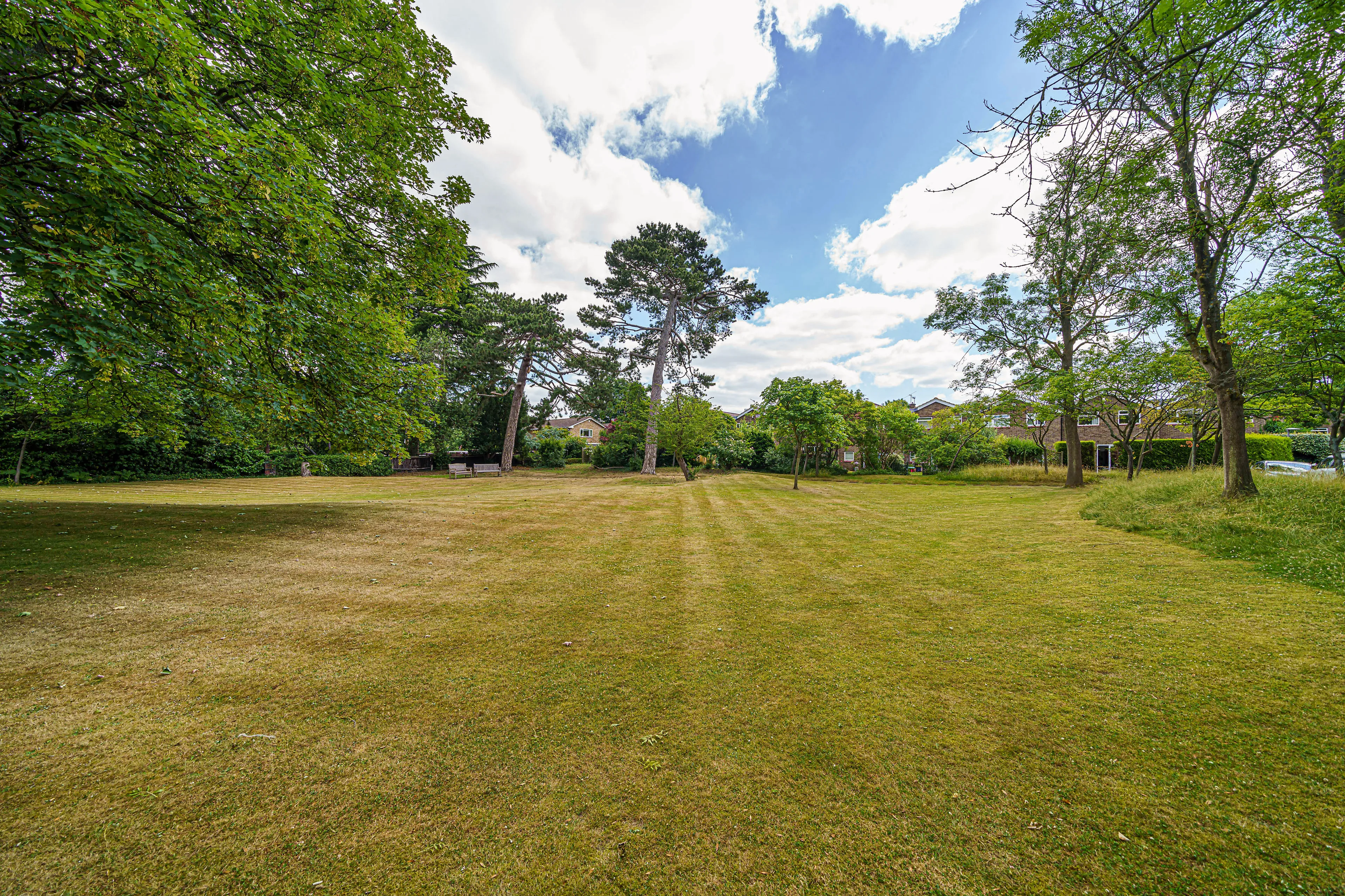 Flat Rectory Green in Greater London