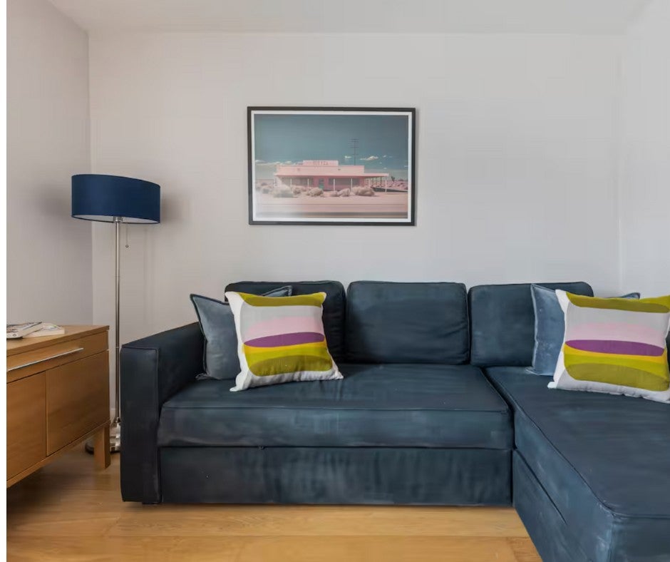 Flat Hoxton Street in Greater London