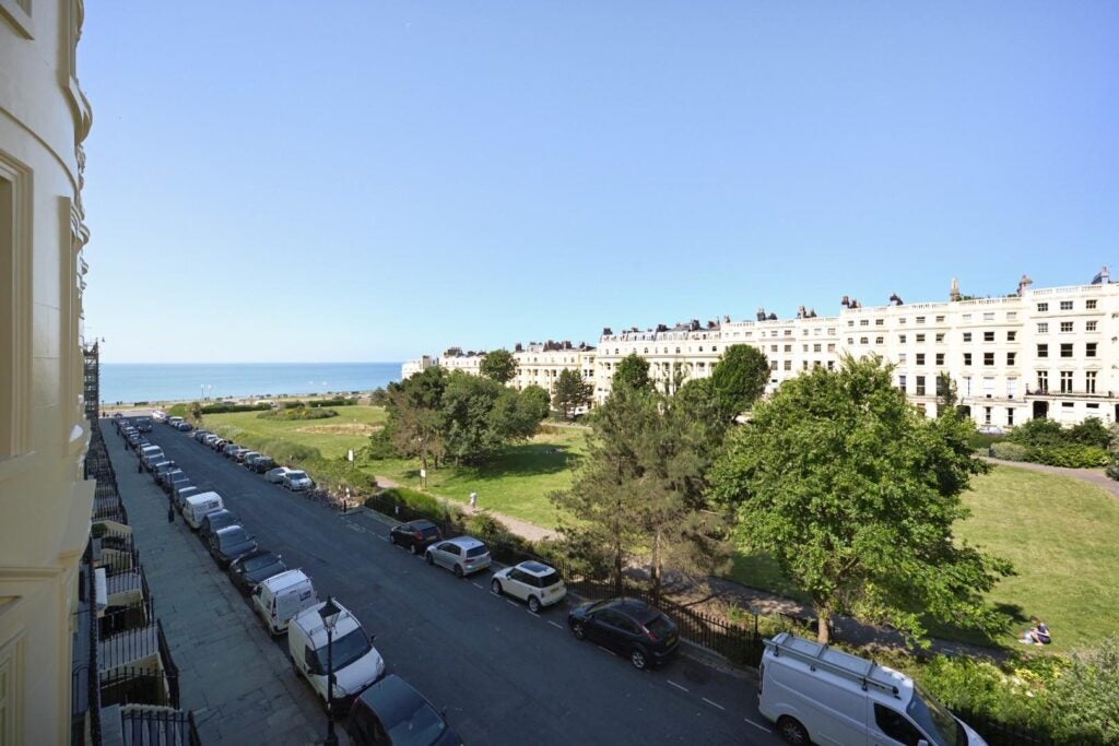 Flat Brunswick Square in Hove
