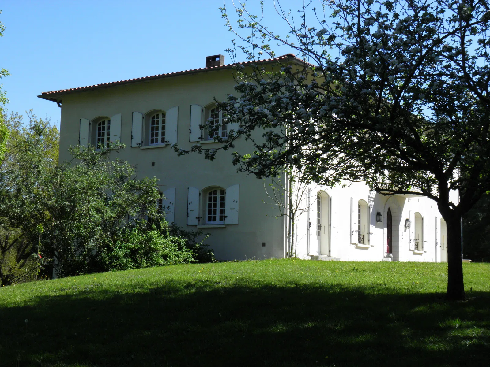 Chambre D 817 à Arnaud-Guilhem