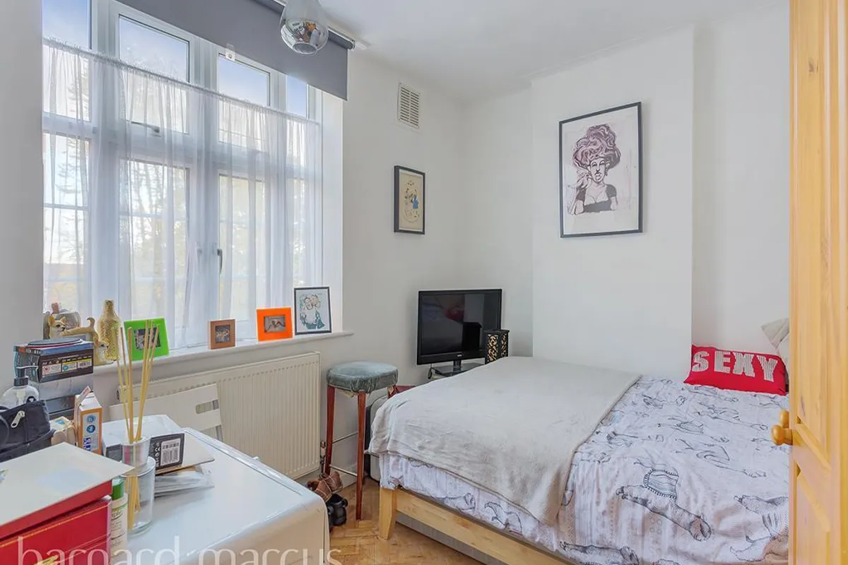 Flat Page's Hill in Greater London