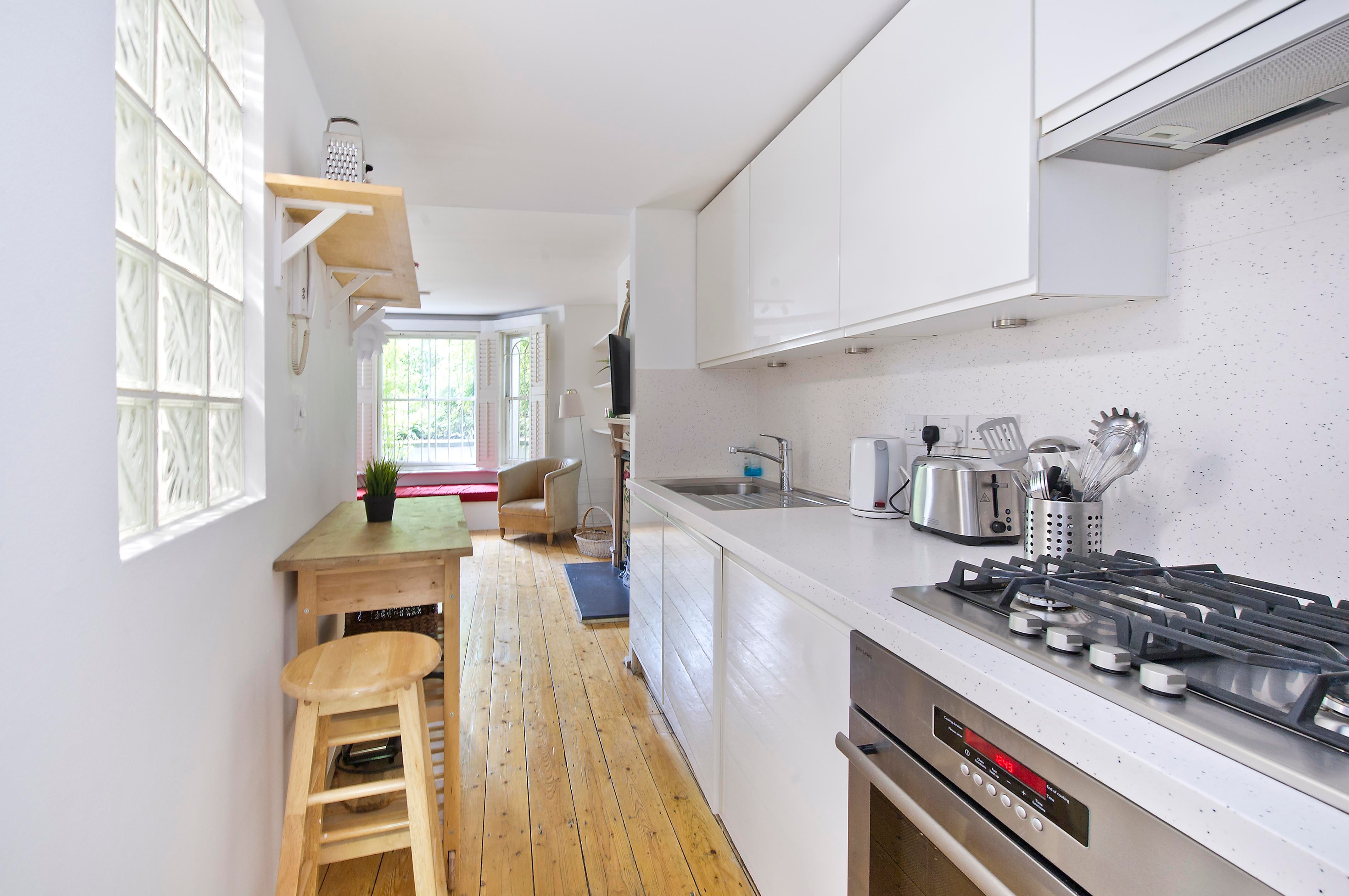 Flat Cambridge Gardens in Greater London