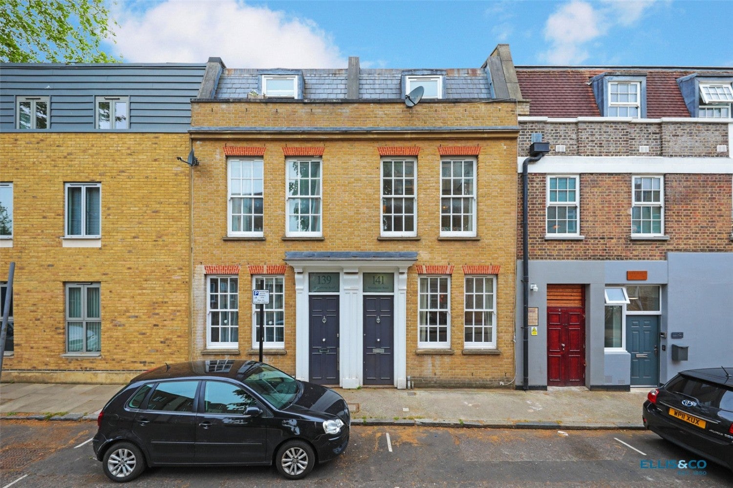 House White Horse Road in Greater London