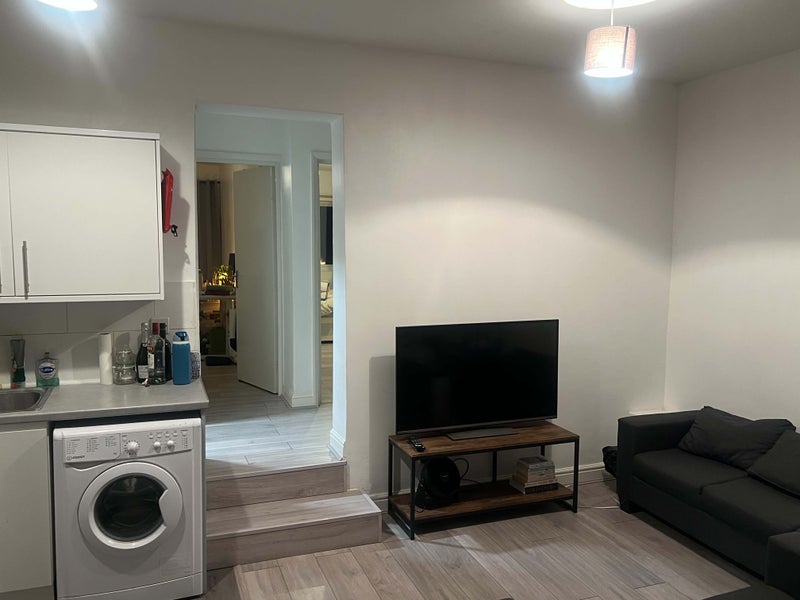 Room Wells Terrace in Greater London
