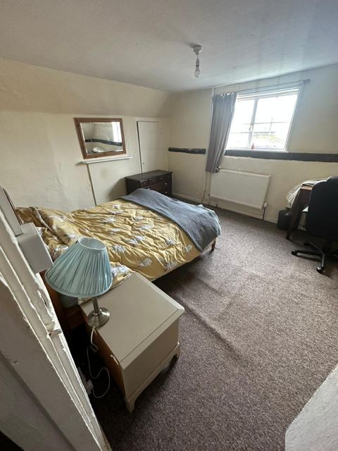 Room The Street in West Suffolk