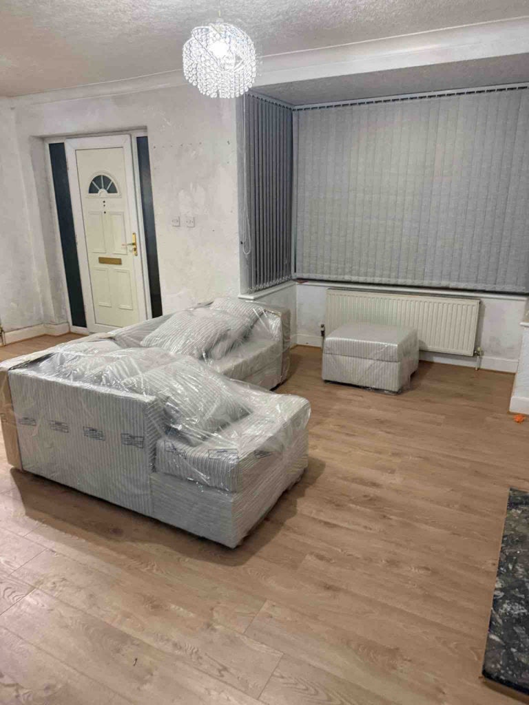 Room Park Crescent in Greater London