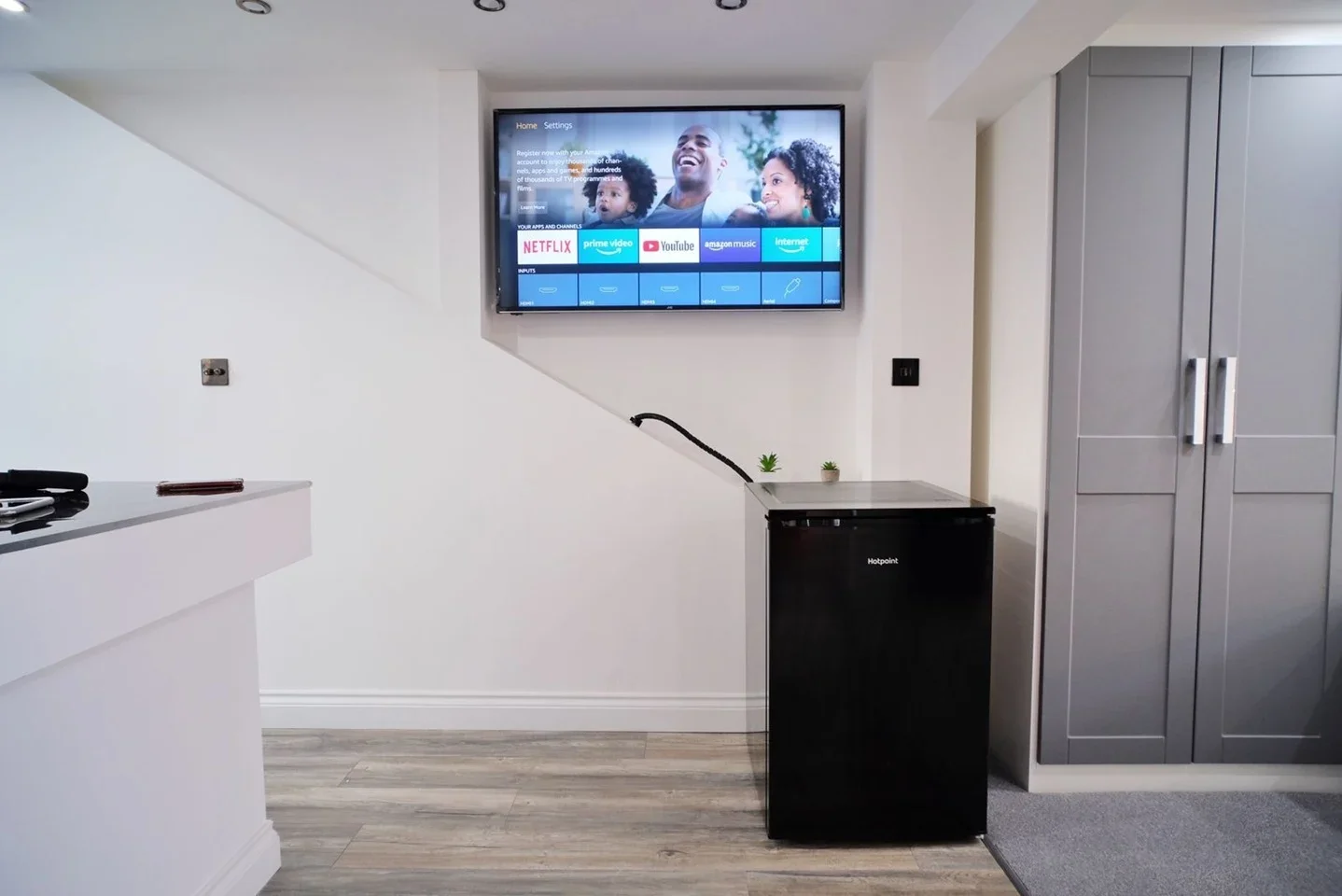 Room Inverness Road in Greater London