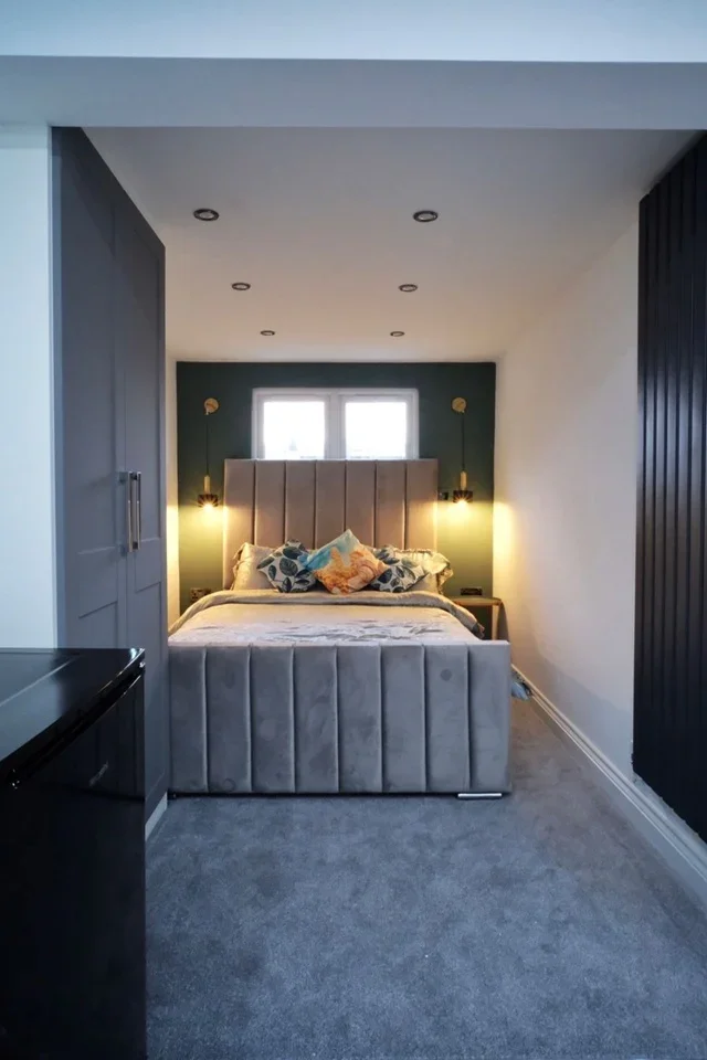 Room Inverness Road in Greater London