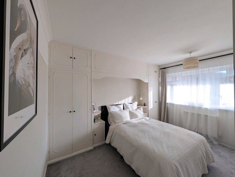 Room Sylvan Road in Greater London