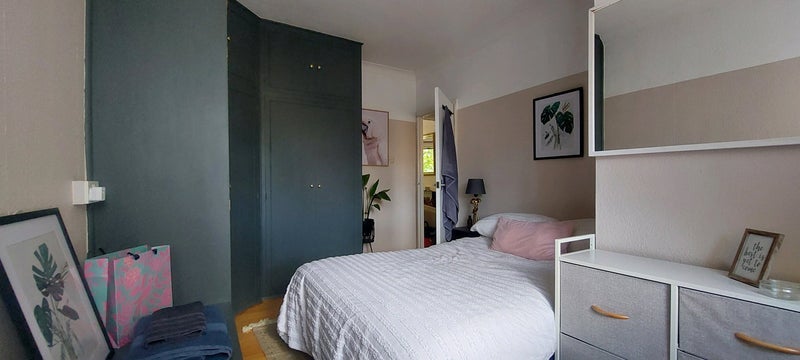 Room Sylvan Road in Greater London