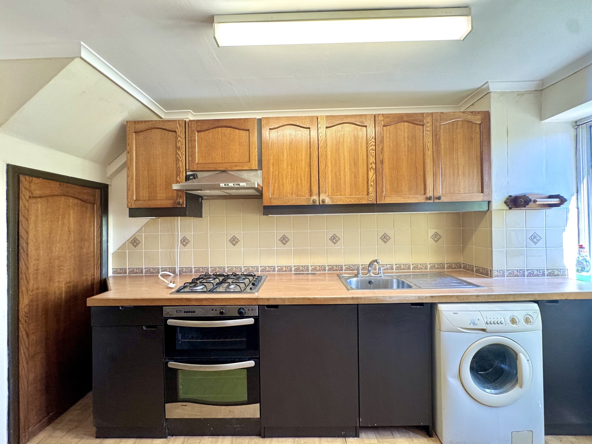 House Adelphi Crescent in Greater London
