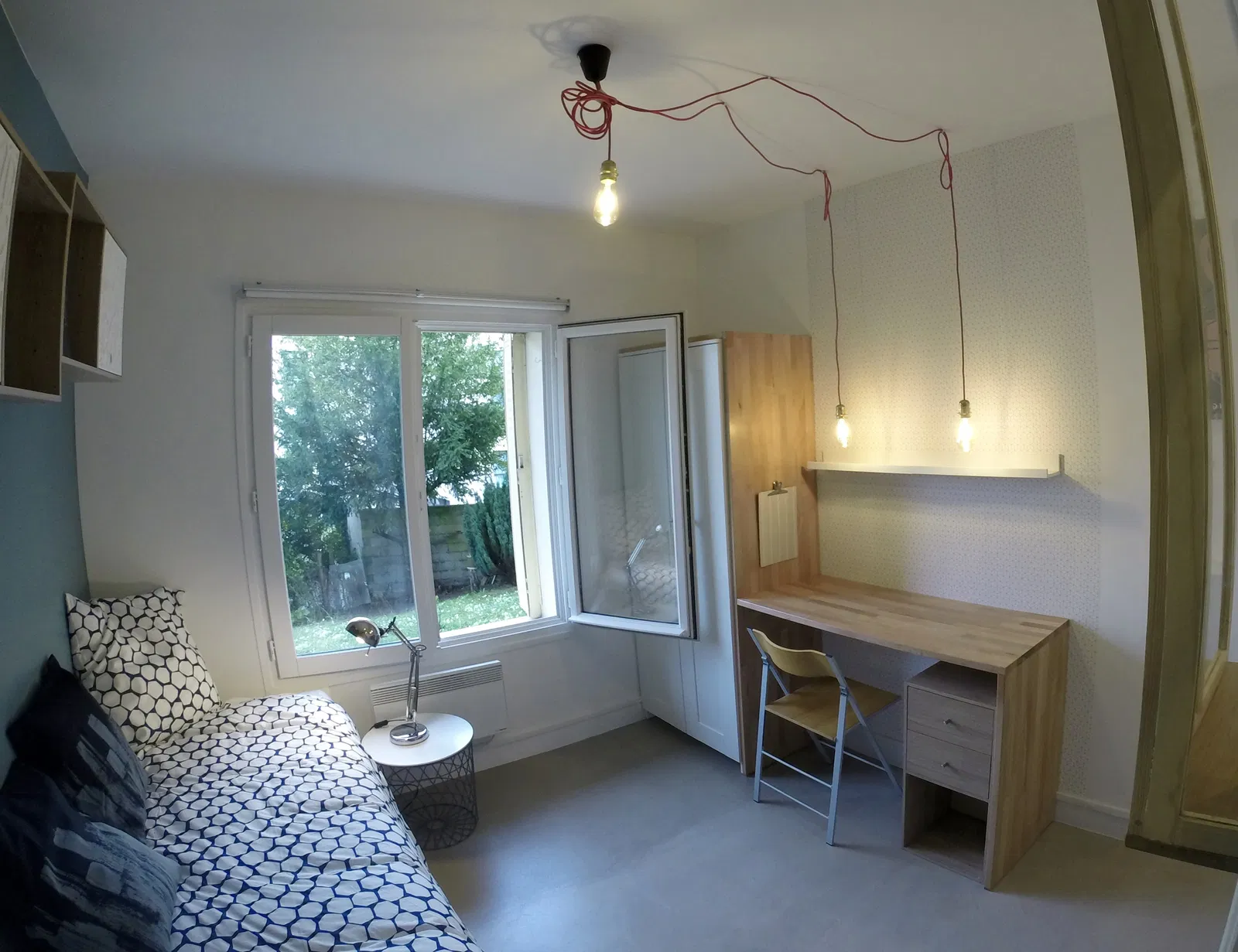 Room Boulevard Henri Sellier in Suresnes
