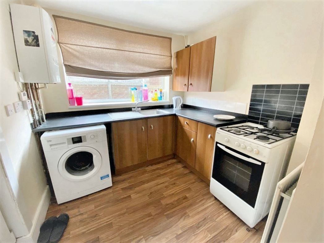 Flat Holly Avenue in North Tyneside
