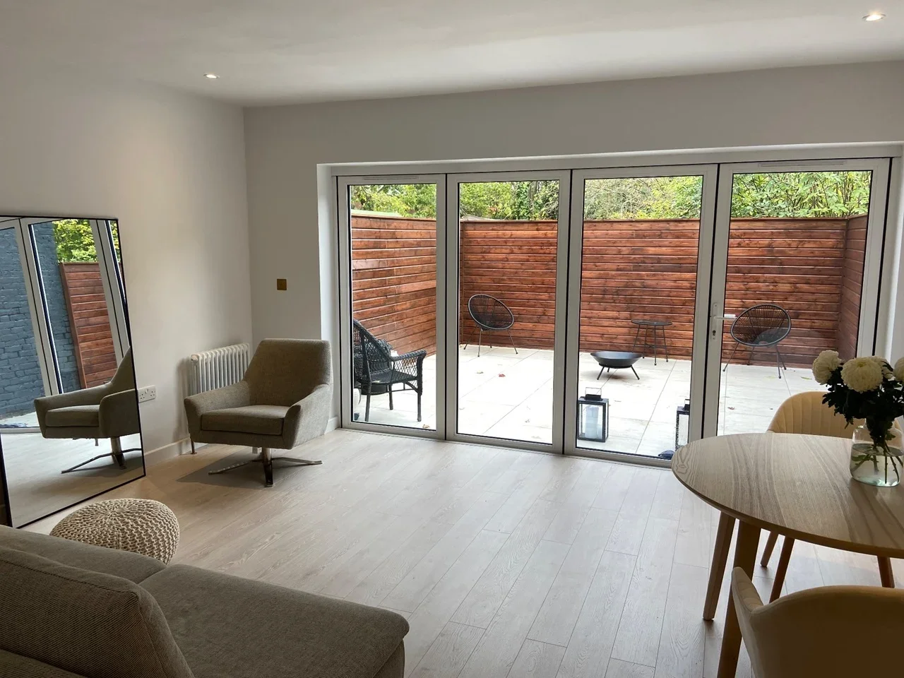 Flat Bayham Street in Greater London