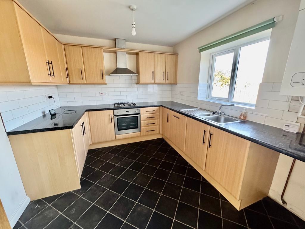 House Poplar Crescent in Birtley