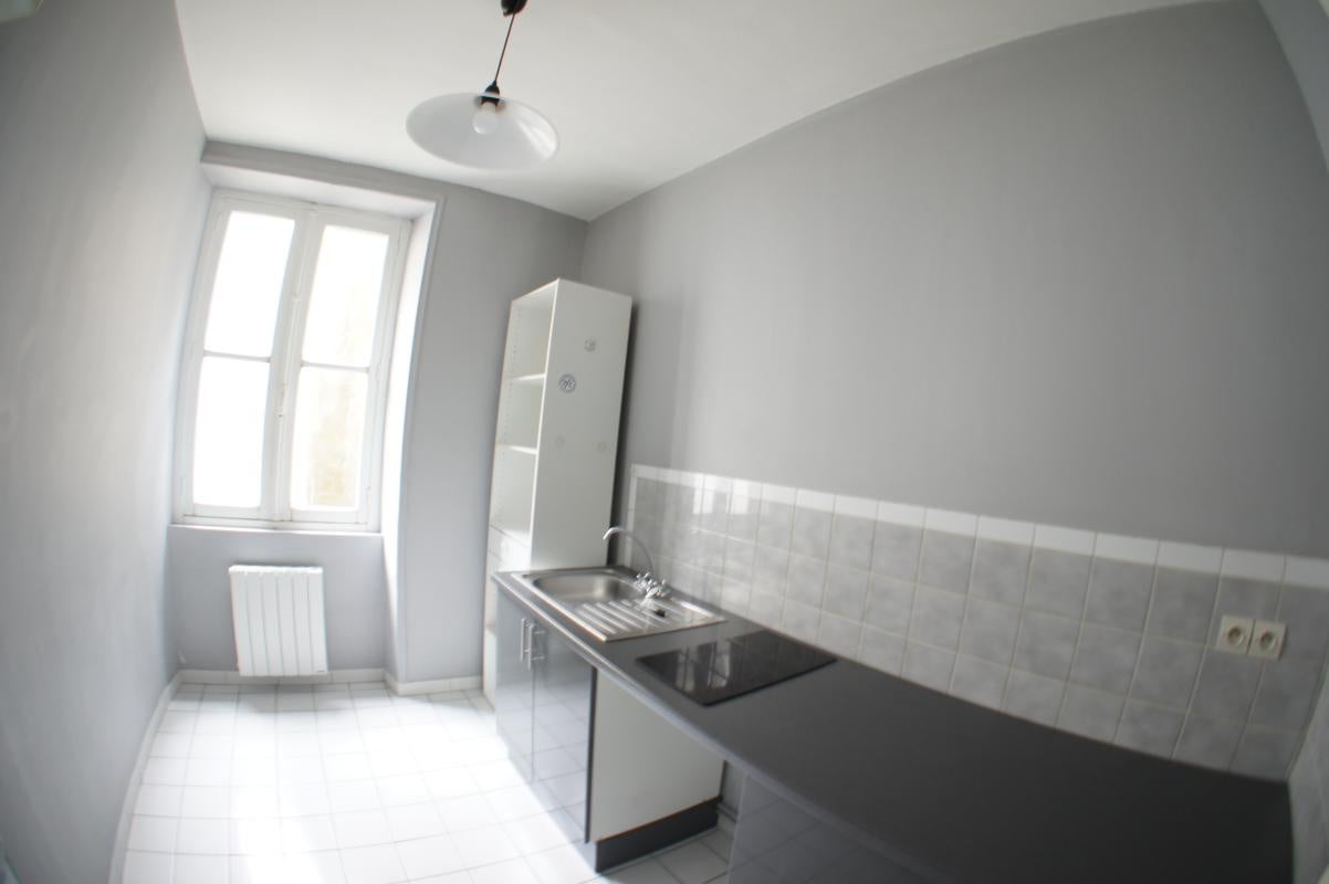 Flat Rue Paul Bert in Angers
