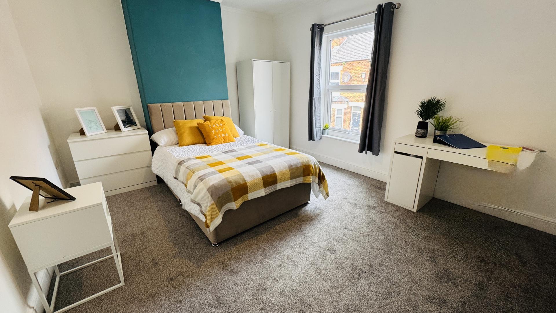 Room Henshall Street in Chester