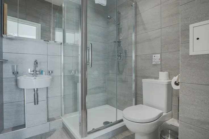 Flat Lovat Lane in City of London
