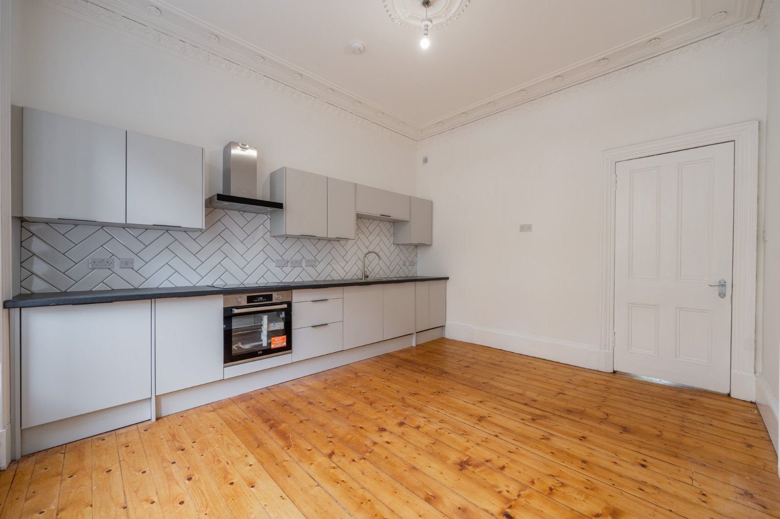 Flat Langside Road in Glasgow