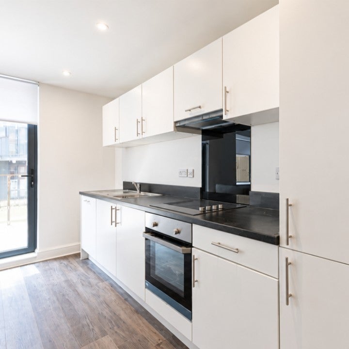 Flat Leigh Street in High Wycombe