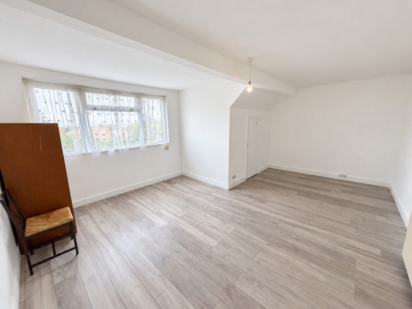 Flat Newgatestreet Road in Broxbourne