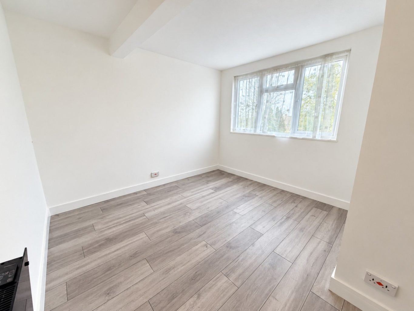 Flat Newgatestreet Road in Broxbourne