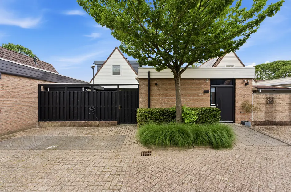 Huis De Touwbaan 35 in Hendrik-Ido-Ambacht