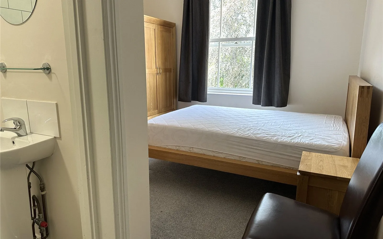 Room Wembdon Rise in Bridgwater