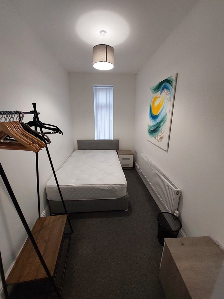 Room Spring Street in Wigan