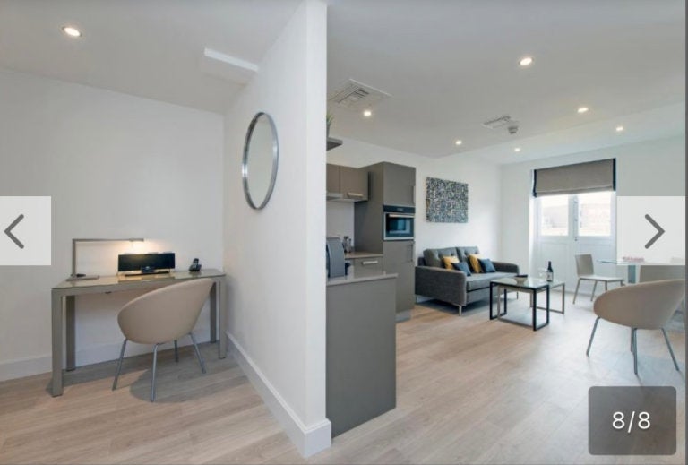 Flat Rosebery Avenue in Greater London
