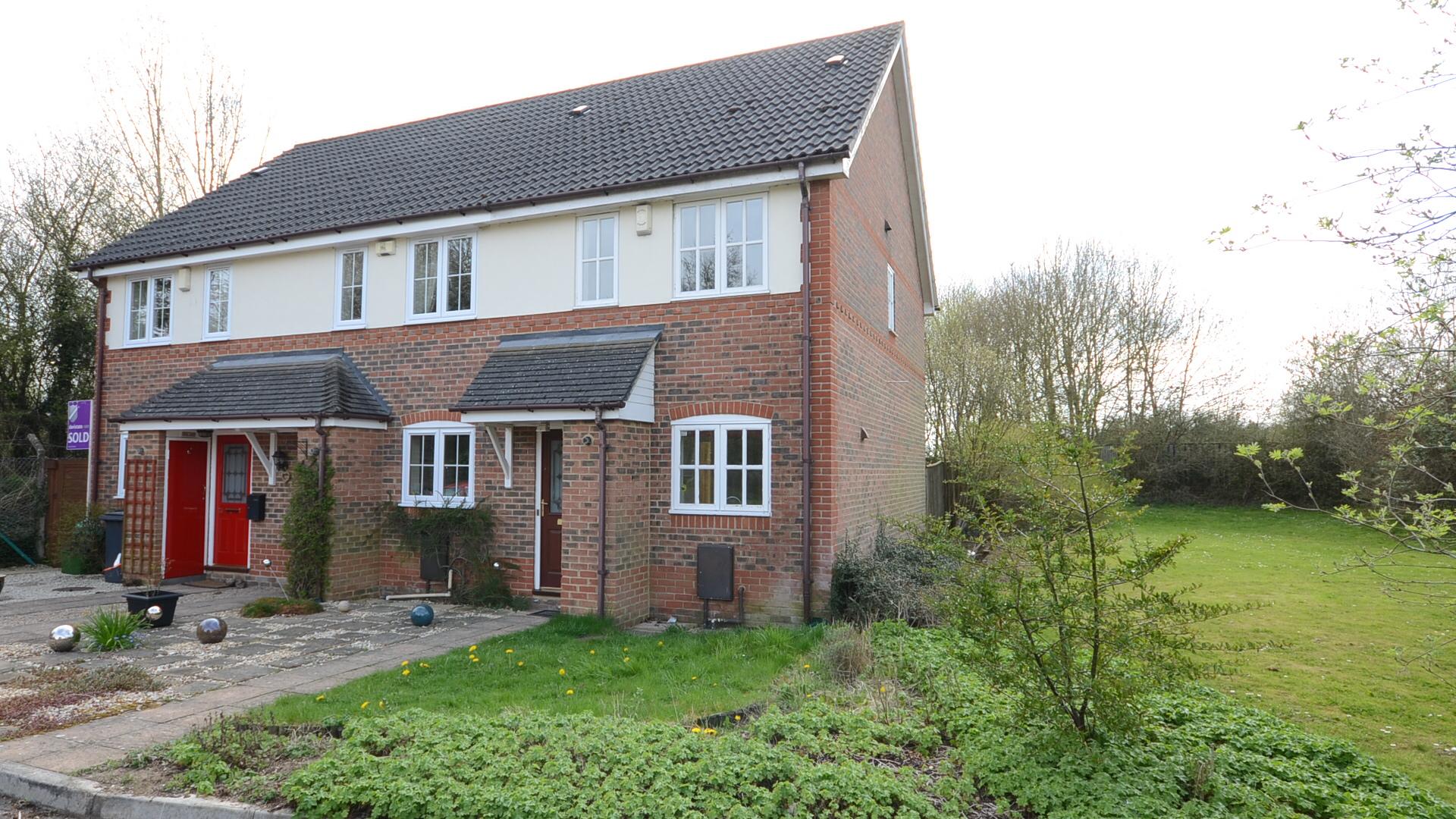 House Mallard Way in Beenham