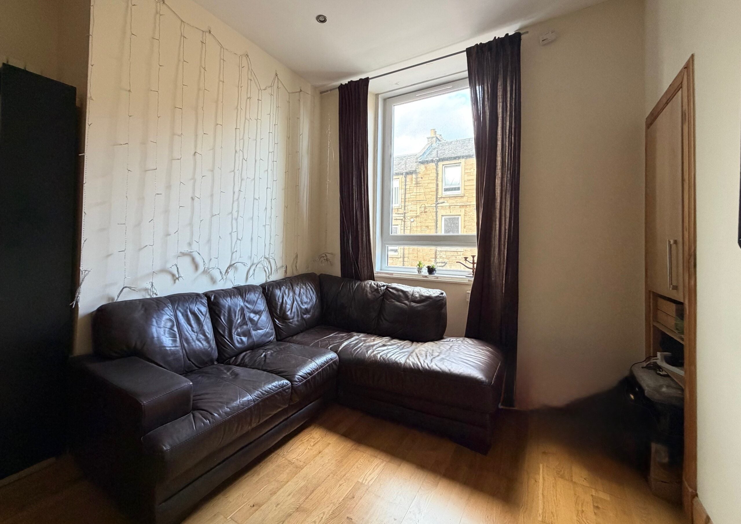 Flat Bothwell Street in City of Edinburgh