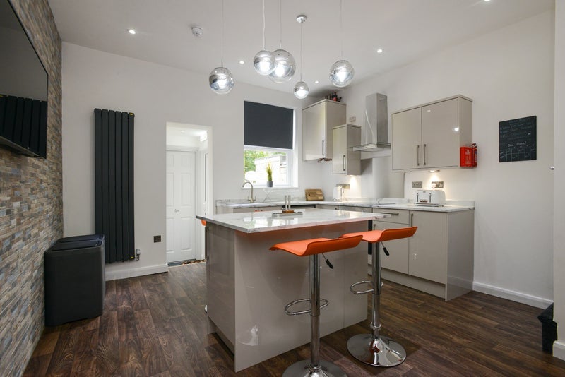 Room Thyra Grove in Nottingham