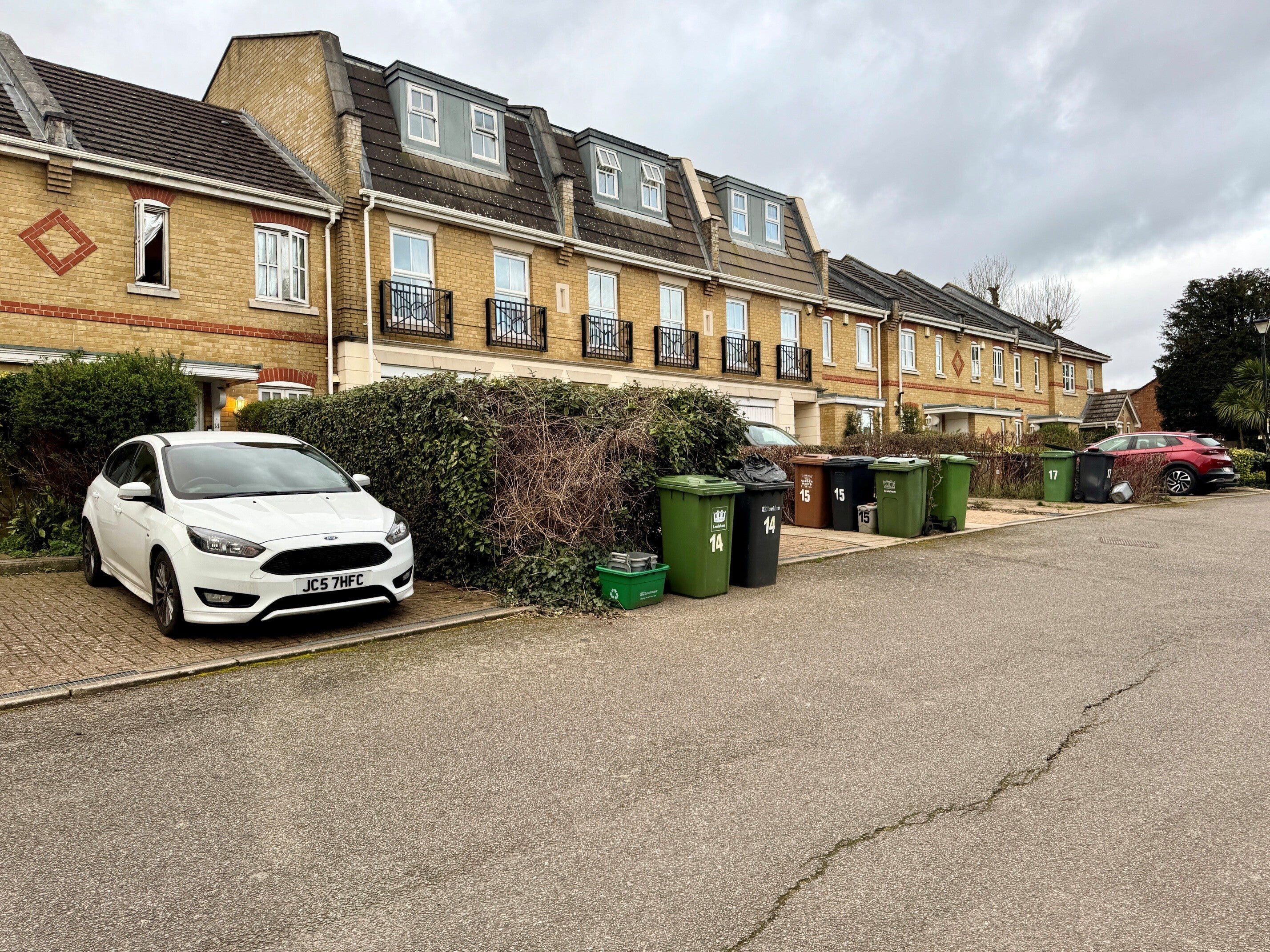 Flat Napier Court in Greater London
