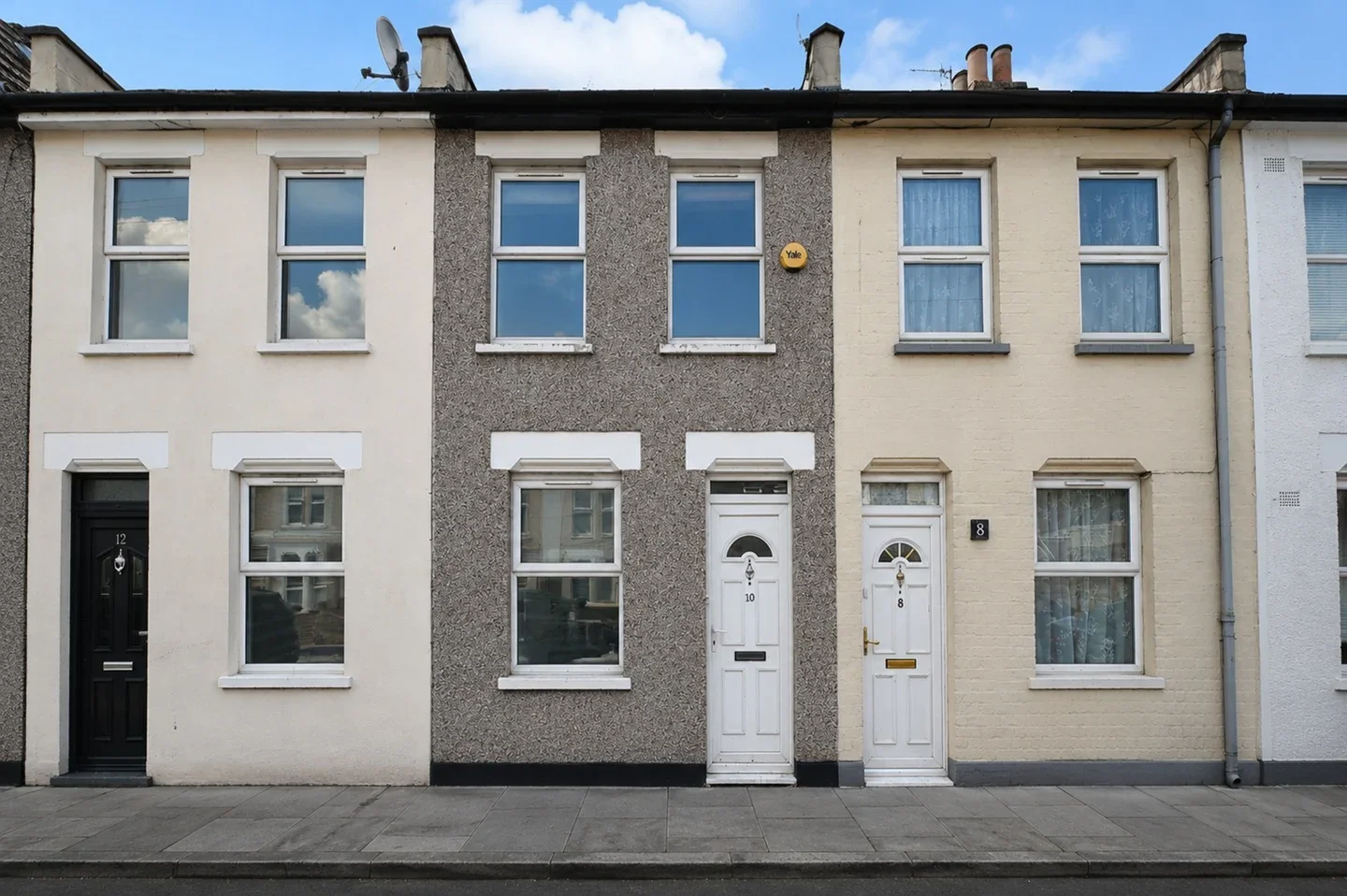House Boulogne Road in Greater London