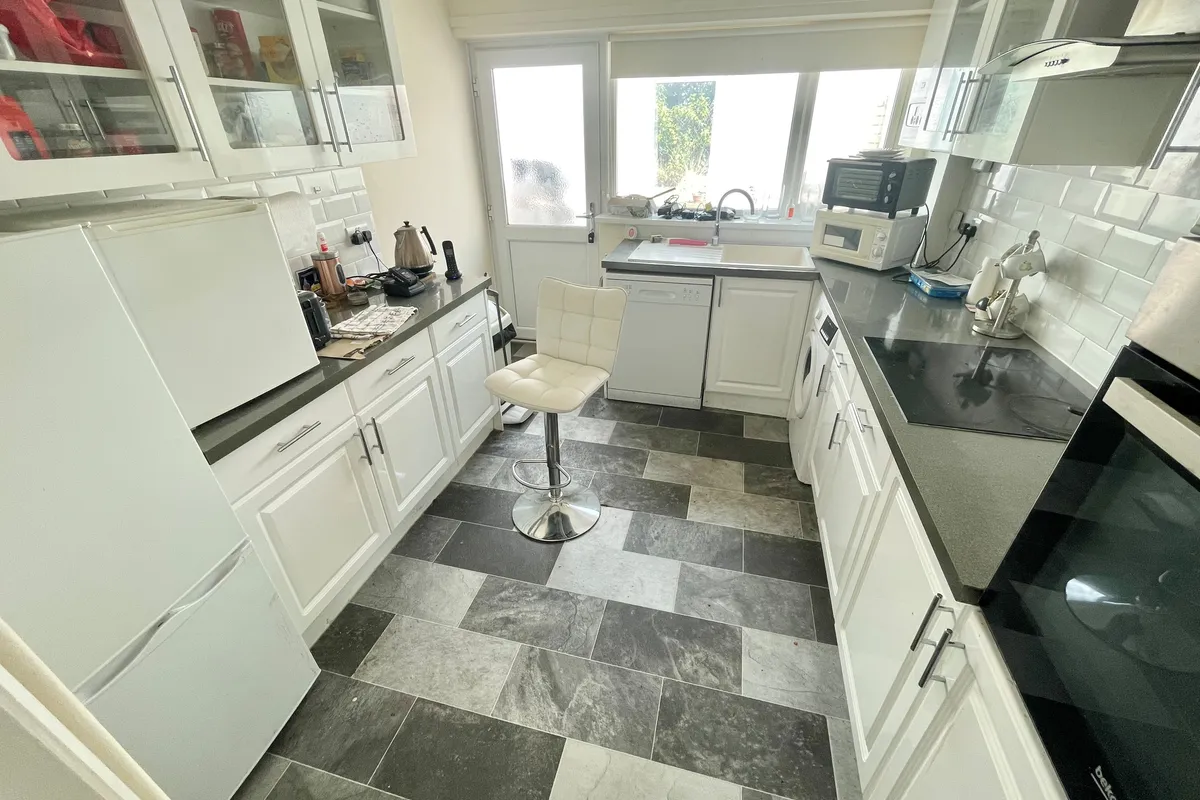 Room Birch Drive in Breckland District