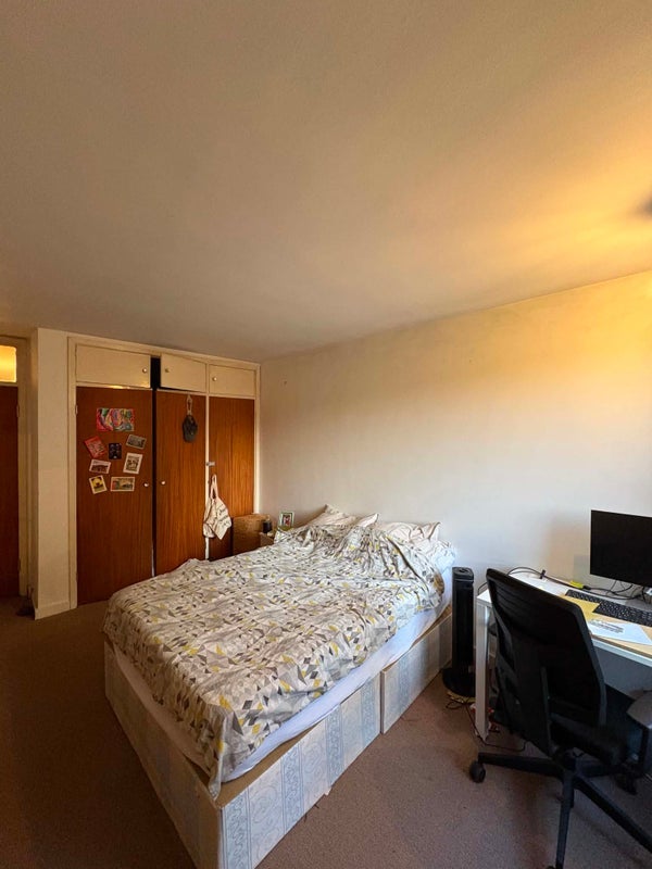 Room Wincott Street in Greater London