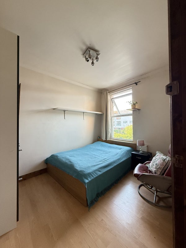 Room Seaford Road in Greater London
