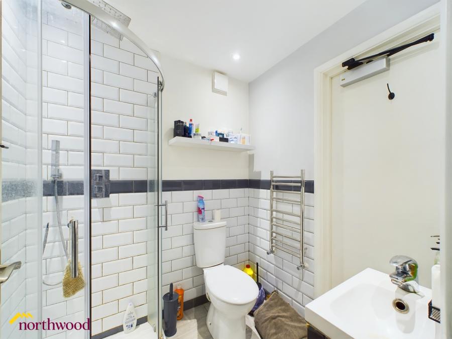 Room High Street in Aylesbury