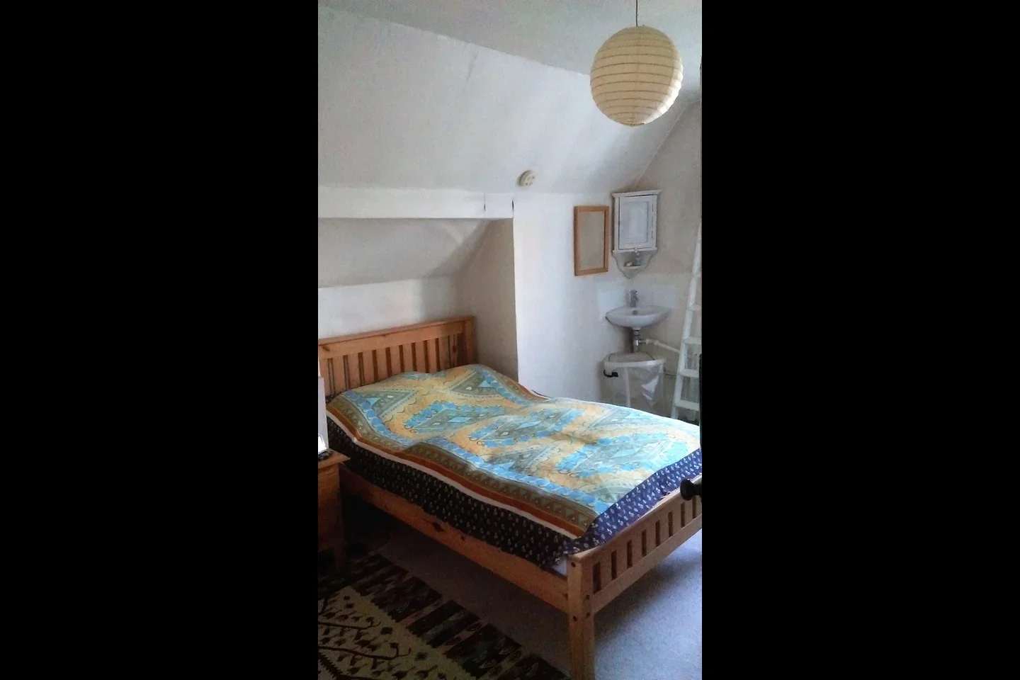 Room Barry Road in Greater London