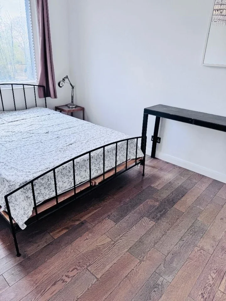 Room Tenbury Close in Greater London
