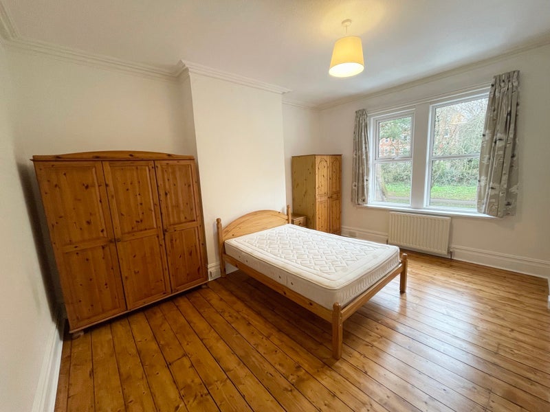 Room Spencer Road in Bournemouth